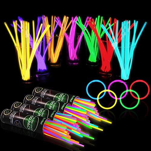 400 Glow Sticks Bulk Party Supplies - Glow in The Dark Fun Party Pack with 8